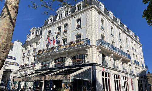 Hôtel France et Chateaubriand - photo 3