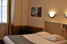Hôtel de la Porte Saint-Pierre - photo 11