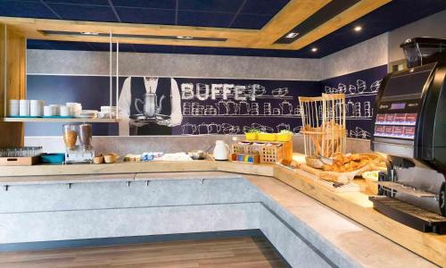 Ibis Budget Saint Malo Centre - photo 1