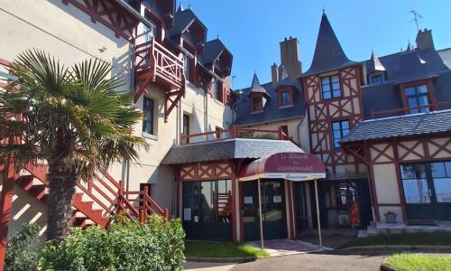 Manoir Du Cunningham - photo 1
