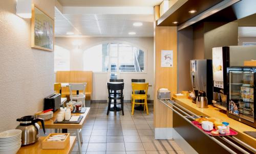 B&B HOTEL Saint Malo Centre - photo 2